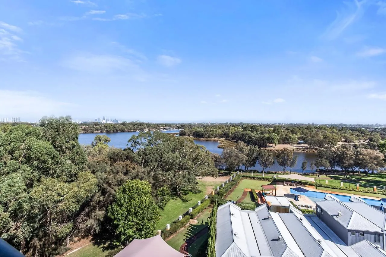 507 High Heaven Breathtaking Views, Pool, Parking Lägenhet Perth
