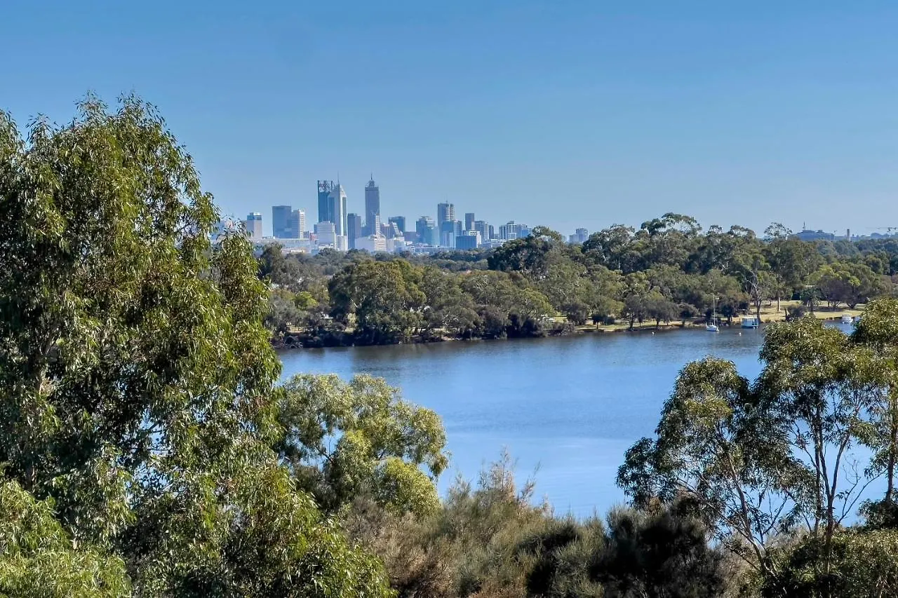 507 High Heaven Breathtaking Views, Pool, Parking Lägenhet Perth