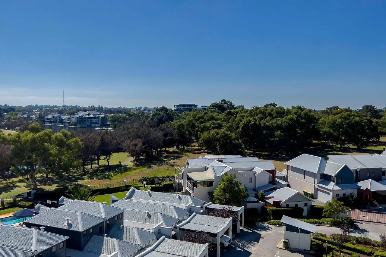 507 High Heaven Breathtaking Views, Pool, Parking Lägenhet Perth