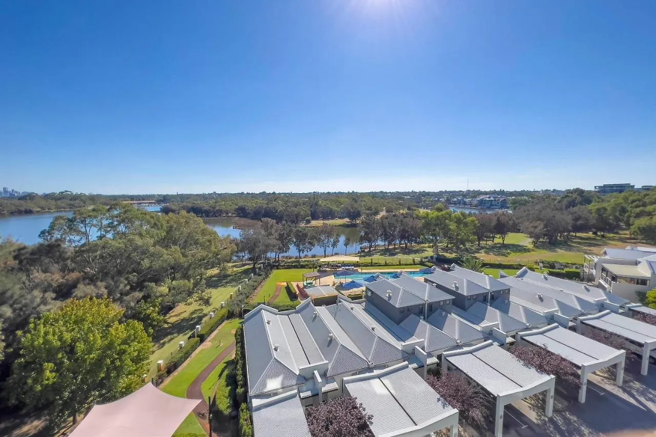 507 High Heaven Breathtaking Views, Pool, Parking Lägenhet Perth